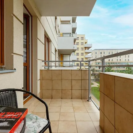 Atrium Ursus Warsaw Apartments By Noclegi Renters Exterior photo
